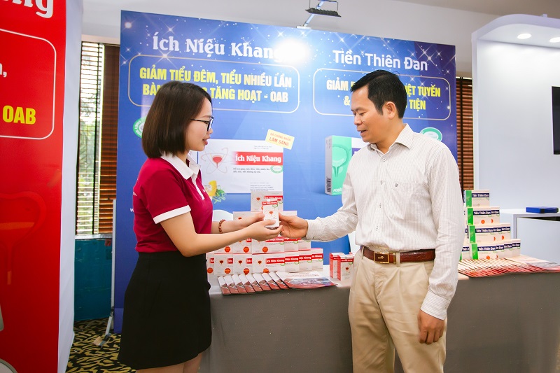 NGHIÊN CỨU HIỆU QUẢ CỦA ÍCH NIỆU KHANG ĐƯỢC ĐÁNH GIÁ CAO TẠI HỘI NGHỊ TIẾT NIỆU THẬN HỌC VIỆT NAM 2023